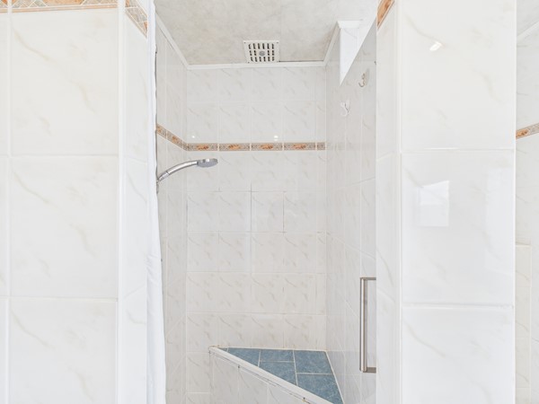 Medium property photo - Julianastraat 29, 4542 BB Hoek